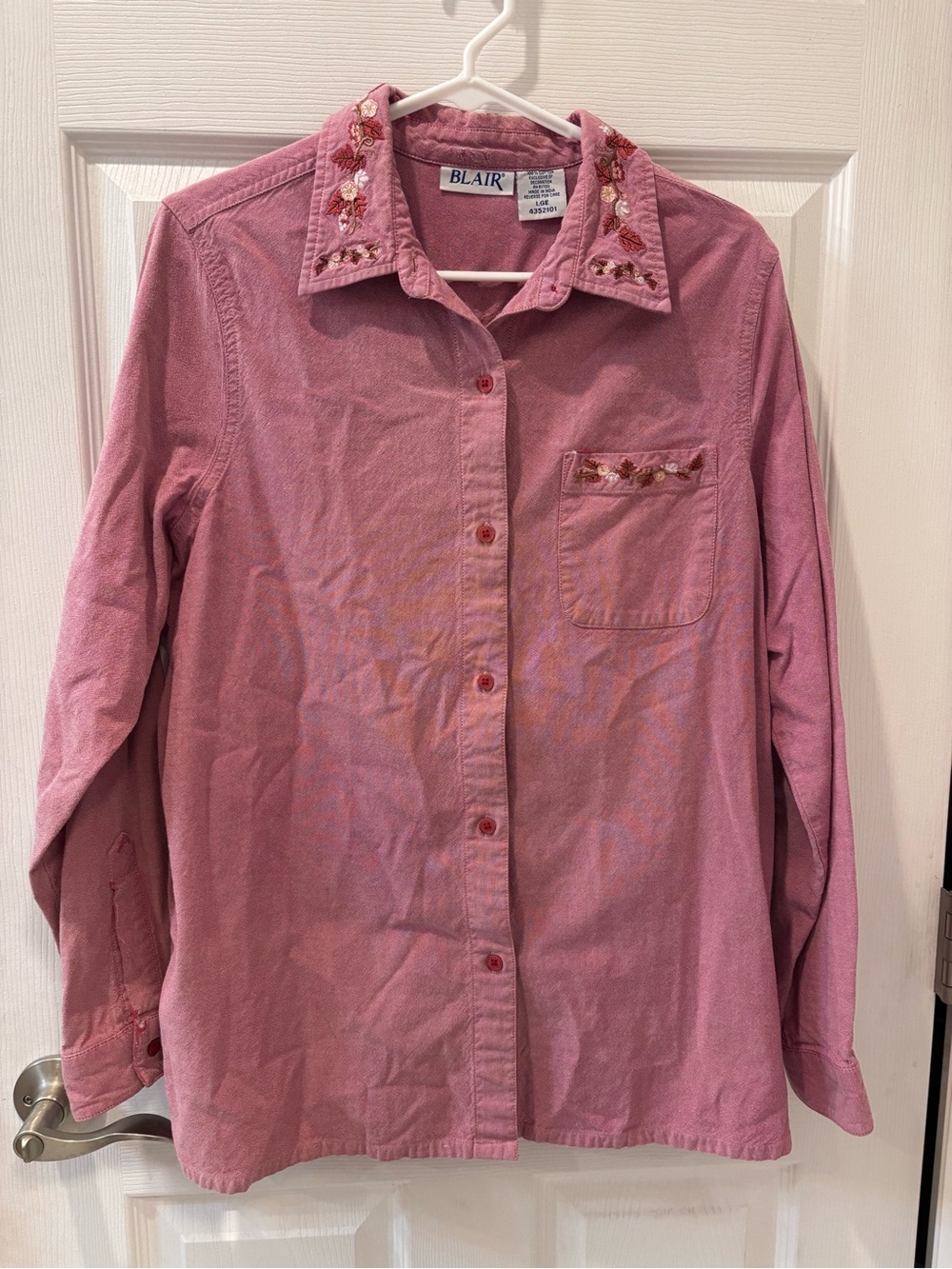 Blair Vintage Pink Embroidered Fall/Leaves Button-Down Shirt
